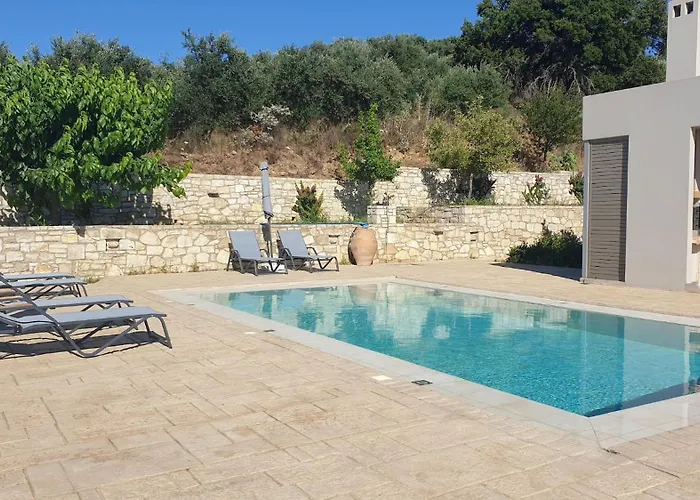 Nelia * Ρέθυμνο