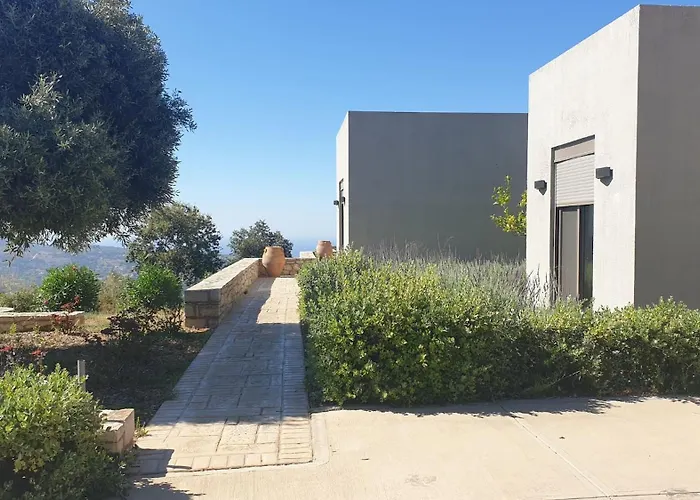 Nelia * Ρέθυμνο