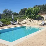 Villa Nelia